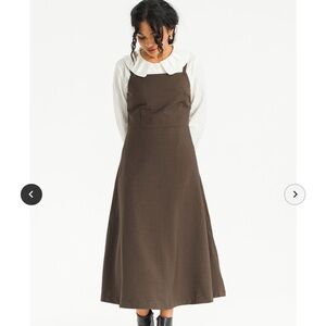 - OLIVE clothing brand U.K. Wool blend dress S/M